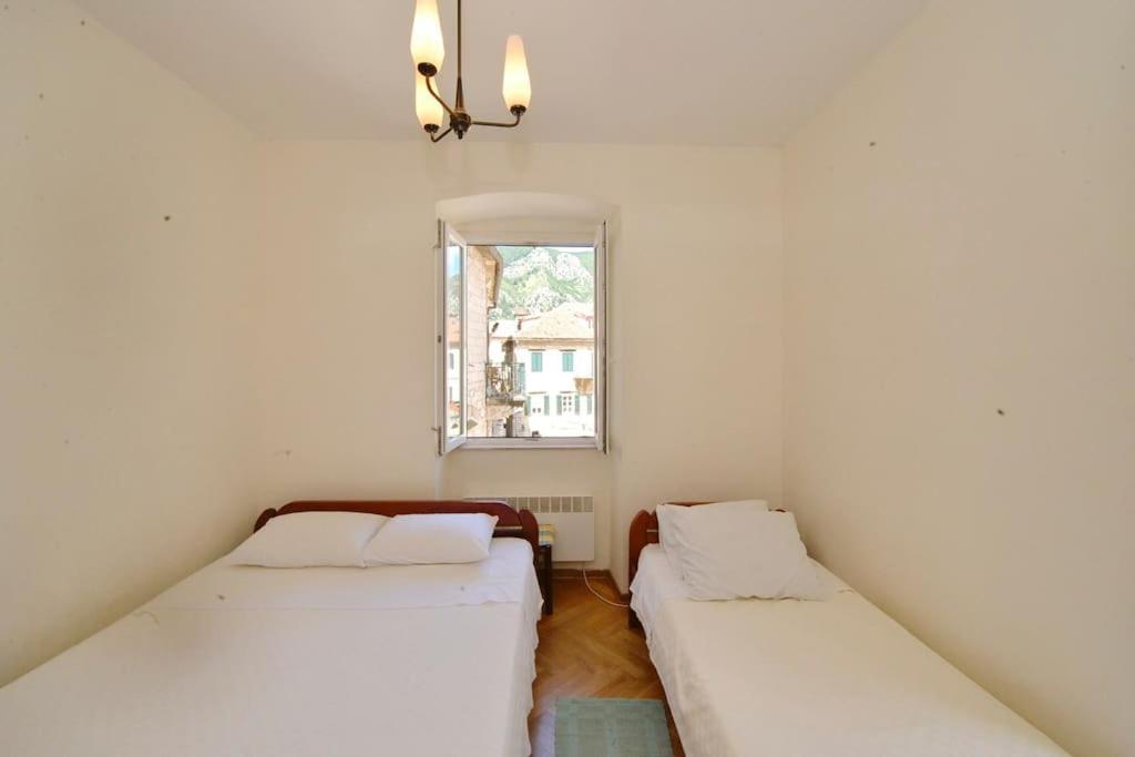 Apartment Cathedral Kotor Bagian luar foto